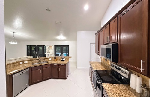 Port Saint Lucie House | Lovely 3 bedroom house, fitness room, heated pool, kids park, barbecue fire pit