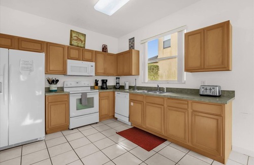 Calabay Parc House | Lovely 4 Bed Pool Home with Game Room-416CPB