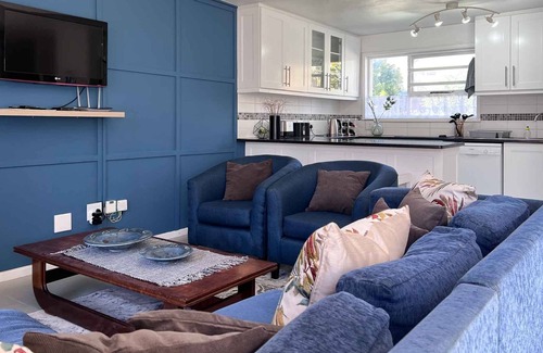 Plettenberg Bay Apartment | Lovely 4 Bedroom Condo Walking Distance to Beach