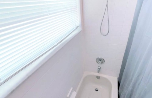 Windsor Palms House | Lovely 4-bedroom house with pool and hot tub near Disney