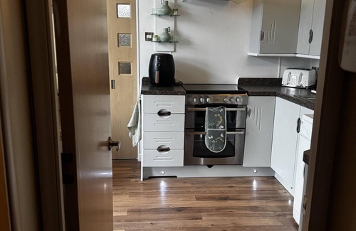 Skegness House | Lovely 4 berth caravan at Southview Holiday Park ref 33001L