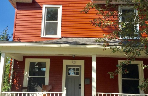 Near Northwest House | Lovely 4BR Home Near Downtown
