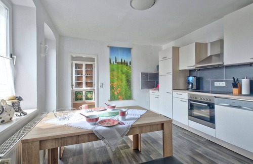 Schwalenberg Apartment | Lovely apartment for 8 people with WIFI, TV and terrace