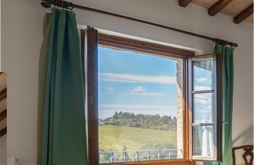 Ponte di Gabbiano Apartment | Lovely apartment for 5 people with A/C, WIFI, pool, TV and pets allowed, close to Siena