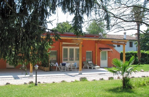 Strassoldo Apartment | Lovely apartment for 4 guests with A/C, WIFI and TV