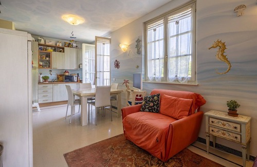 Tonfano Apartment | Lovely apartment for 4 people with WIFI, A/C, TV and balcony, close to Forte Dei Marmi