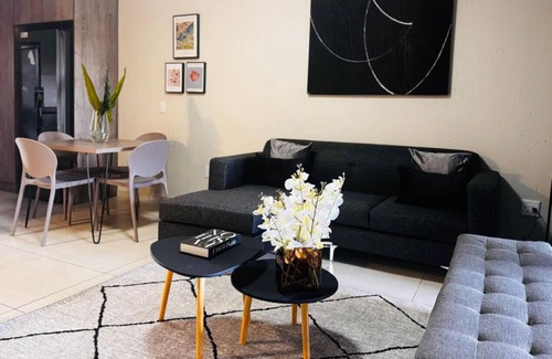 Ekurhuleni Apartment | Lovely and Spacious 126 Gem