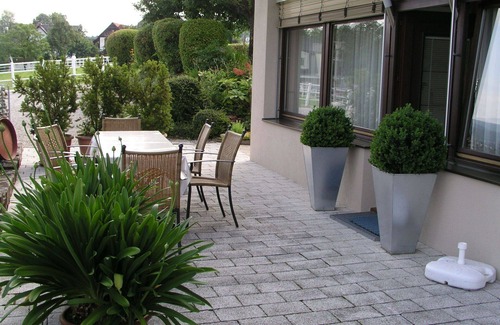 Augsdorf Apartment | Lovely apartment for 5 people with WIFI, TV and terrace