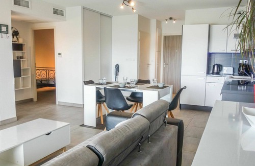 Latour-Bas-Elne Apartment | Lovely apartment for 4 people with WIFI, A/C, TV and terrace