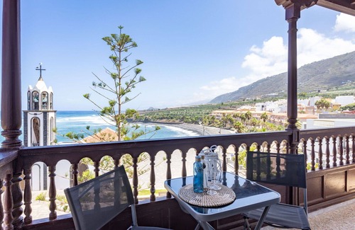 Garachico Apartment | Lovely apartment for 6 people with WIFI, TV, terrace and panoramic view