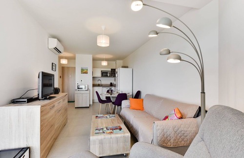 Sainte-Marie-la-Mer Apartment | Lovely apartment for 4 guests with WIFI, A/C, pool, TV and terrace