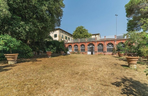 Monte San Savino Apartment | Lovely apartment in Monte San Savino AR with house a panoramic view