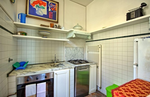 Greve in Chianti Apartment | Lovely apartment for 4 people with pool, WIFI, TV and pets allowed, close to Greve In Chianti