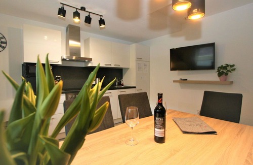 Finsing Apartment | Lovely apartment for 5 guests with WIFI, TV and terrace