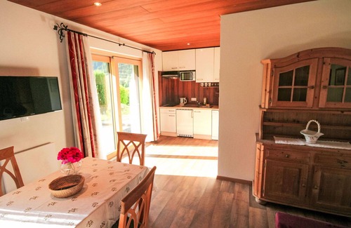 Gortipohl Apartment | Lovely apartment for 2 guests with WIFI, TV and terrace