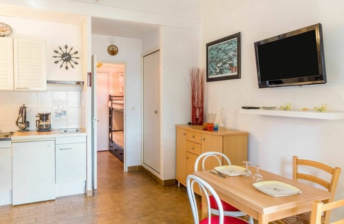 Les Lecques Apartment | Lovely apartment for 4 guests with WIFI, TV and terrace