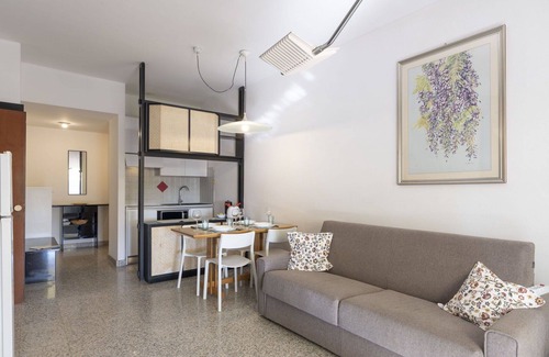 Marina di Andora Apartment | Lovely apartment for 6 people with WIFI, TV, terrace and pets allowed