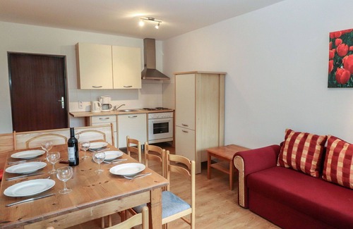 Muhldorf Apartment | Lovely apartment for 8 people with WIFI, TV and balcony