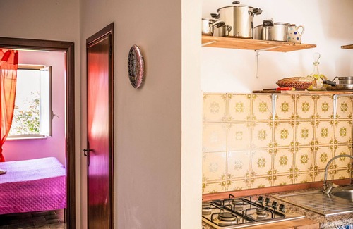 Trappeto Apartment | Lovely apartment for 4 people with WIFI and TV