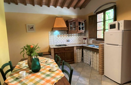 Riparbella Apartment | Lovely apartment for 5 people with A/C, WIFI, pool, TV, patio and parking