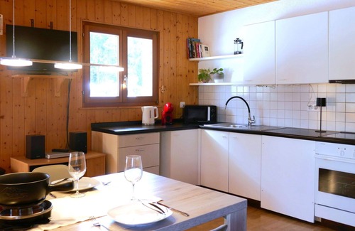 Blenio Apartment | Lovely apartment for 4 people with WIFI, TV, patio, pets allowed and panoramic view