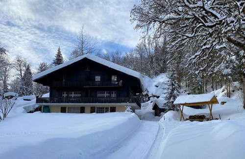 Vers L'Eglise Apartment | Lovely apartment for 6 guests with WIFI, TV and balcony
