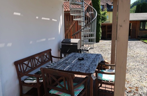 Nentershausen Apartment | Lovely apartment for 6 guests with WIFI, TV, terrace and pets allowed