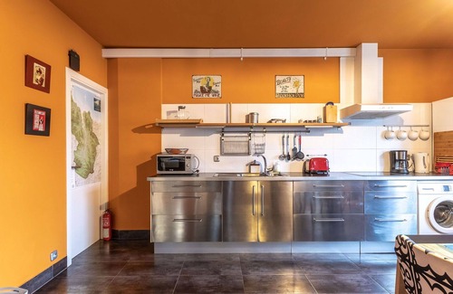 Busturia Apartment | Lovely apartment for 4 guests with WIFI, TV and patio