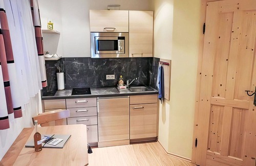 Donnersbach Apartment | Lovely apartment for 2 people with WIFI, TV, patio and pets allowed