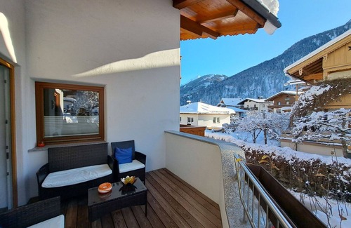 Finkenberg Apartment | Lovely apartment for 9 guests with WIFI, TV and balcony