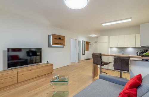 Annenheim Apartment | Lovely apartment for 2 guests with WIFI, TV and terrace