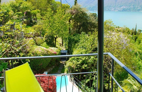 San Nazzaro Apartment | Lovely apartment for 5 people with WIFI, pool, TV, patio, pets allowed and panoramic view