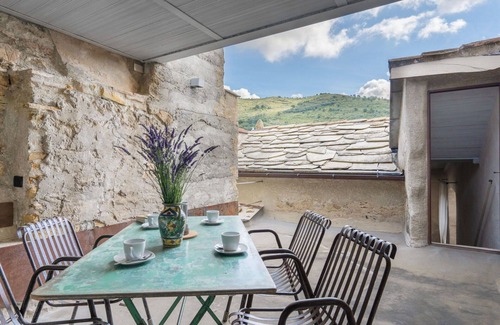 Pietrabruna Apartment | Lovely apartment for 7 people with WIFI and terrace