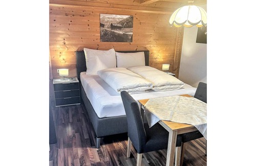 Emberg Apartment | Lovely apartment for 6 people with WIFI, TV and parking