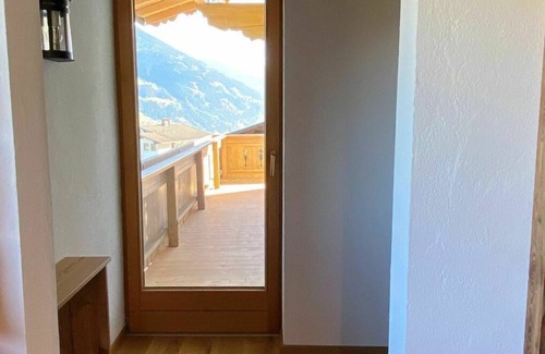 Schlitters Apartment | Lovely apartment for 5 guests with WIFI, TV and balcony