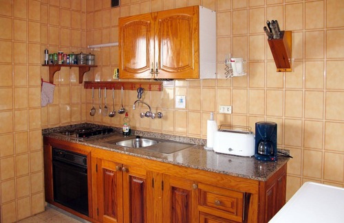 Las Cuevecitas Apartment | Lovely apartment for 2 guests with pool, WIFI, TV and terrace