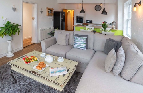 Saint Goran Apartment | Lovely apartment for 4 guests with WIFI, TV and pets allowed