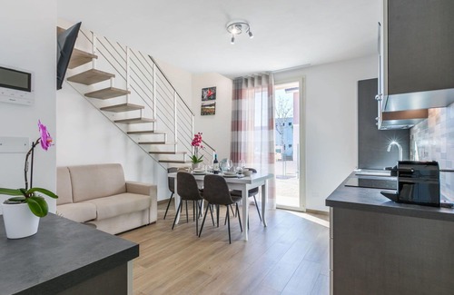 Cecina Apartment | Lovely apartment for 7 people with WIFI, private pool, A/C, TV, terrace and pets allowed