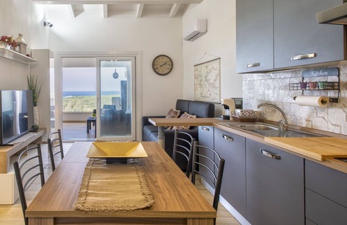 La Muddizza Apartment | Lovely apartment for 5 people with A/C, WIFI, TV and patio