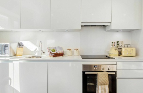 Haggerston Apartment | Lovely apartment for 2 people with WIFI and TV