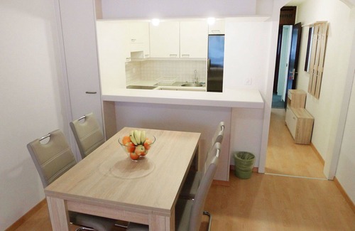 Lucerne Apartment | Lovely apartment for 3 guests with WIFI, TV and balcony