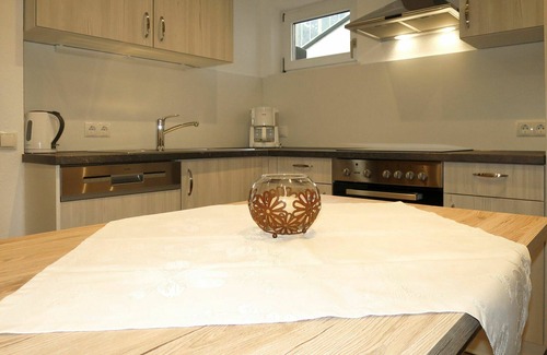 Pettneu am Arlberg Apartment | Lovely apartment for 4 guests with WIFI, TV and terrace