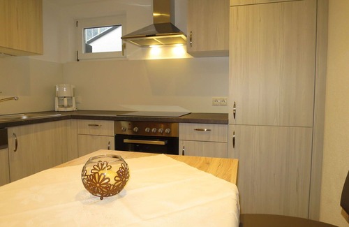 Pettneu am Arlberg Apartment | Lovely apartment for 4 guests with WIFI, TV and terrace