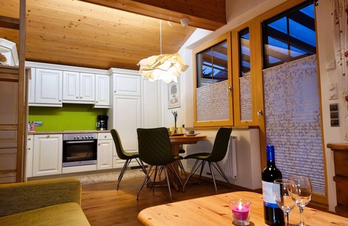 Pfunds Apartment | Lovely apartment for 4 guests with WIFI, TV and terrace