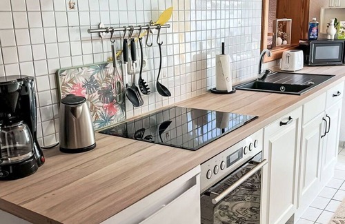Sudarle Apartment | Lovely apartment for 4 people with WIFI, TV, terrace and pets allowed