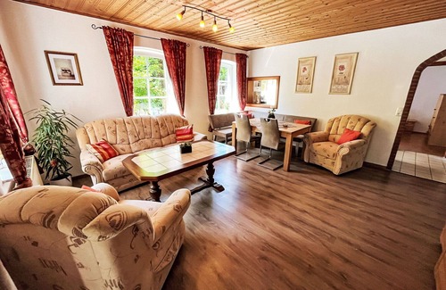 Sudarle Apartment | Lovely apartment for 4 people with WIFI, TV, terrace and pets allowed