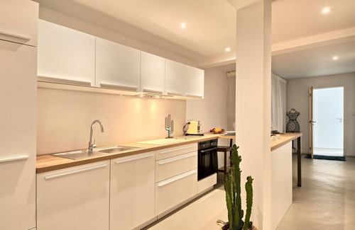 Plerin Apartment | Lovely apartment for 4 guests with WIFI, TV and terrace