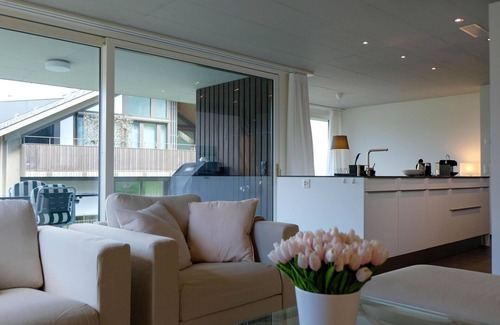 Spiez Apartment | Lovely apartment for 4 guests with WIFI, TV and balcony