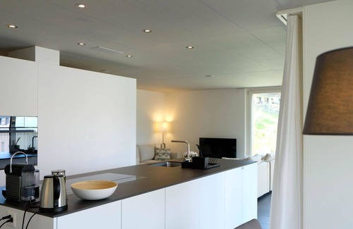 Spiez Apartment | Lovely apartment for 4 guests with WIFI, TV and balcony