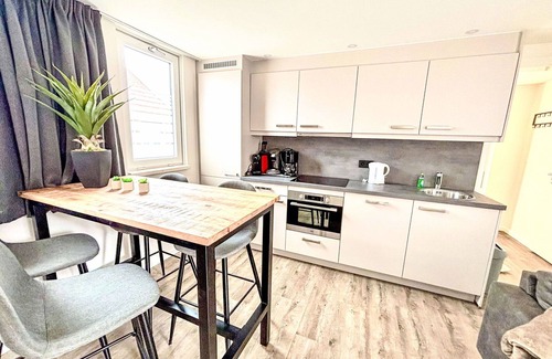 Westkapelle Apartment | Lovely apartment for 4 guests with A/C, WIFI, TV and terrace